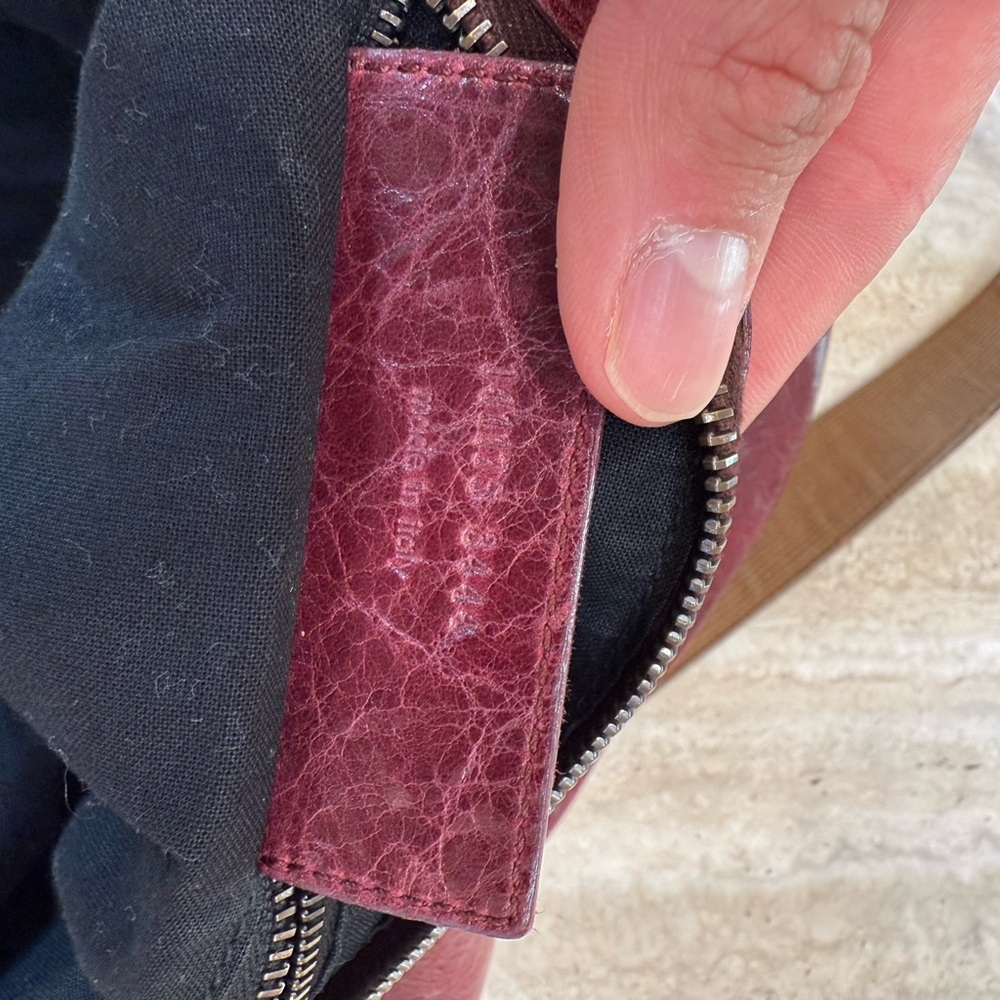 Balenciaga men’s day shoulder Red Leather messenger Bag - Picture 10 of 10